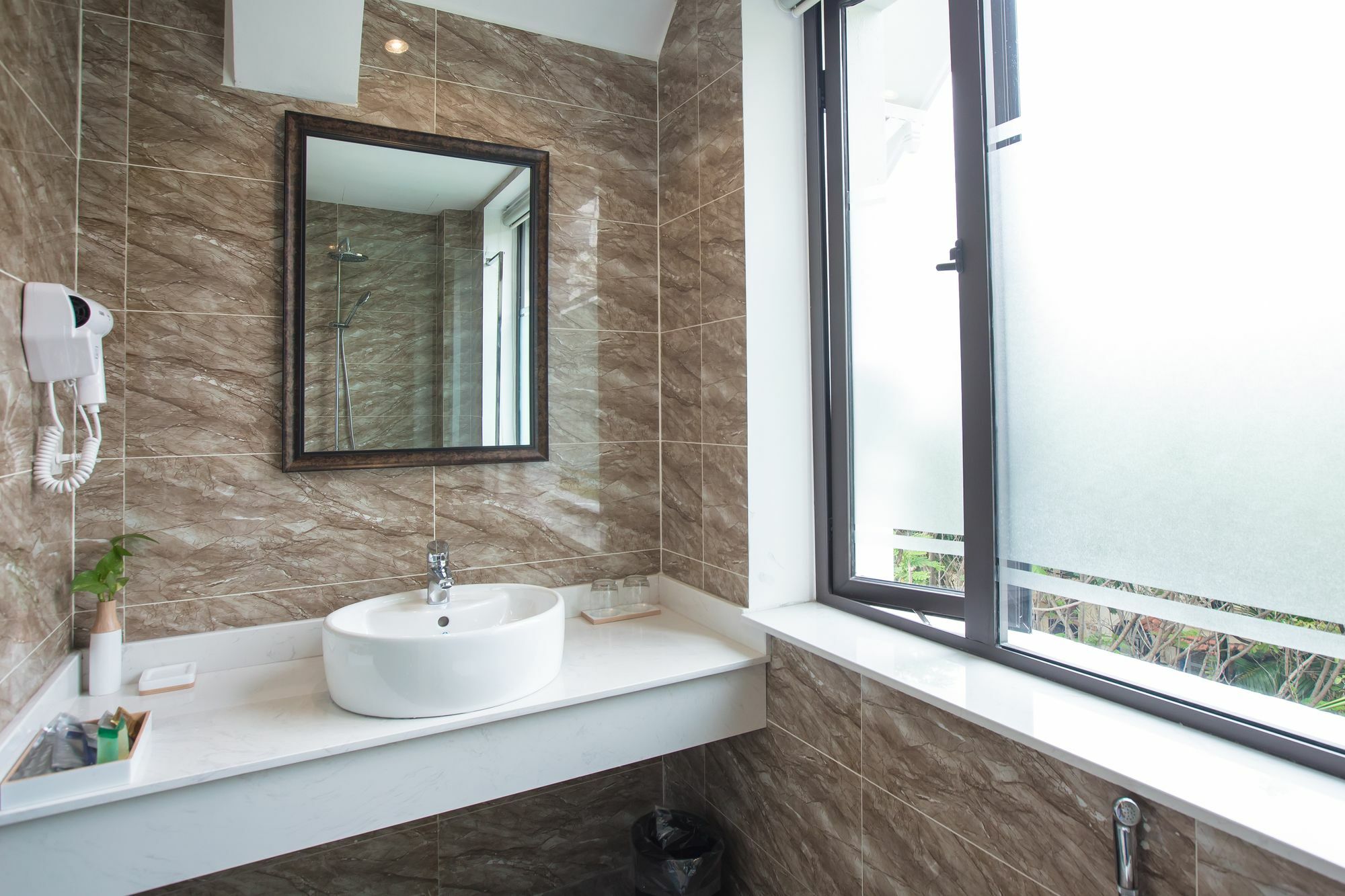 Dinh Elegant Hanoi Hotel Exterior photo